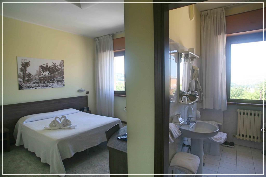 Hotel I Cugini Castelfidardo Esterno foto